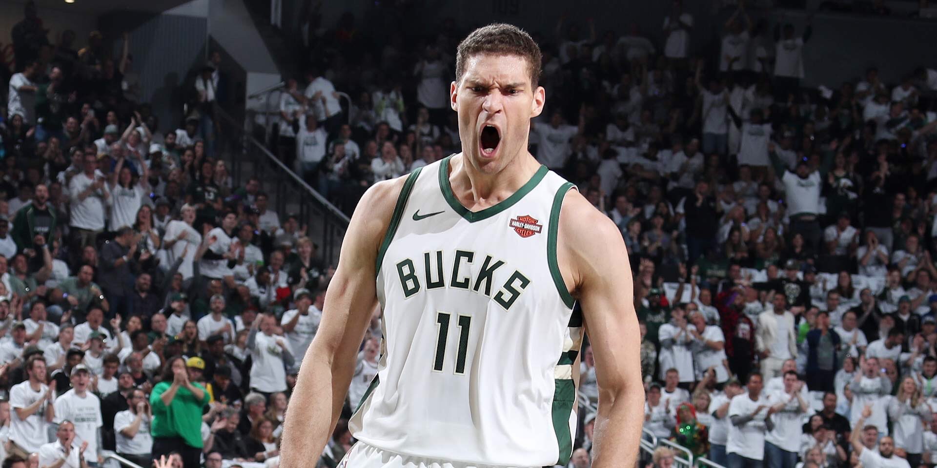 官方网页版登录-德国队带队取胜！，字母哥重要时刻刷新纪录引发球迷热议(字母哥的防守有多强)