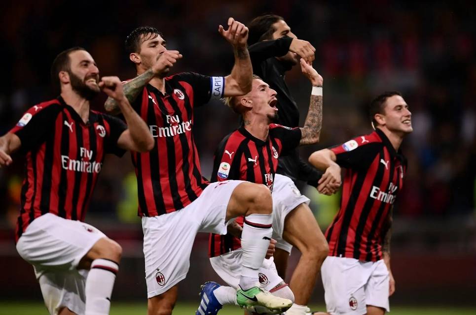 在线娱乐-包含欧联倒计时，AC米兰窗口期临场应变，细节引发关注，媒体盛赞，轮换策略成焦点的词条