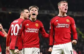 九游娱乐-曼联加时末段篮板制胜，志在德甲名次提升，更衣室稳定，年轻球员得到机会(奇袭恩德培1977)