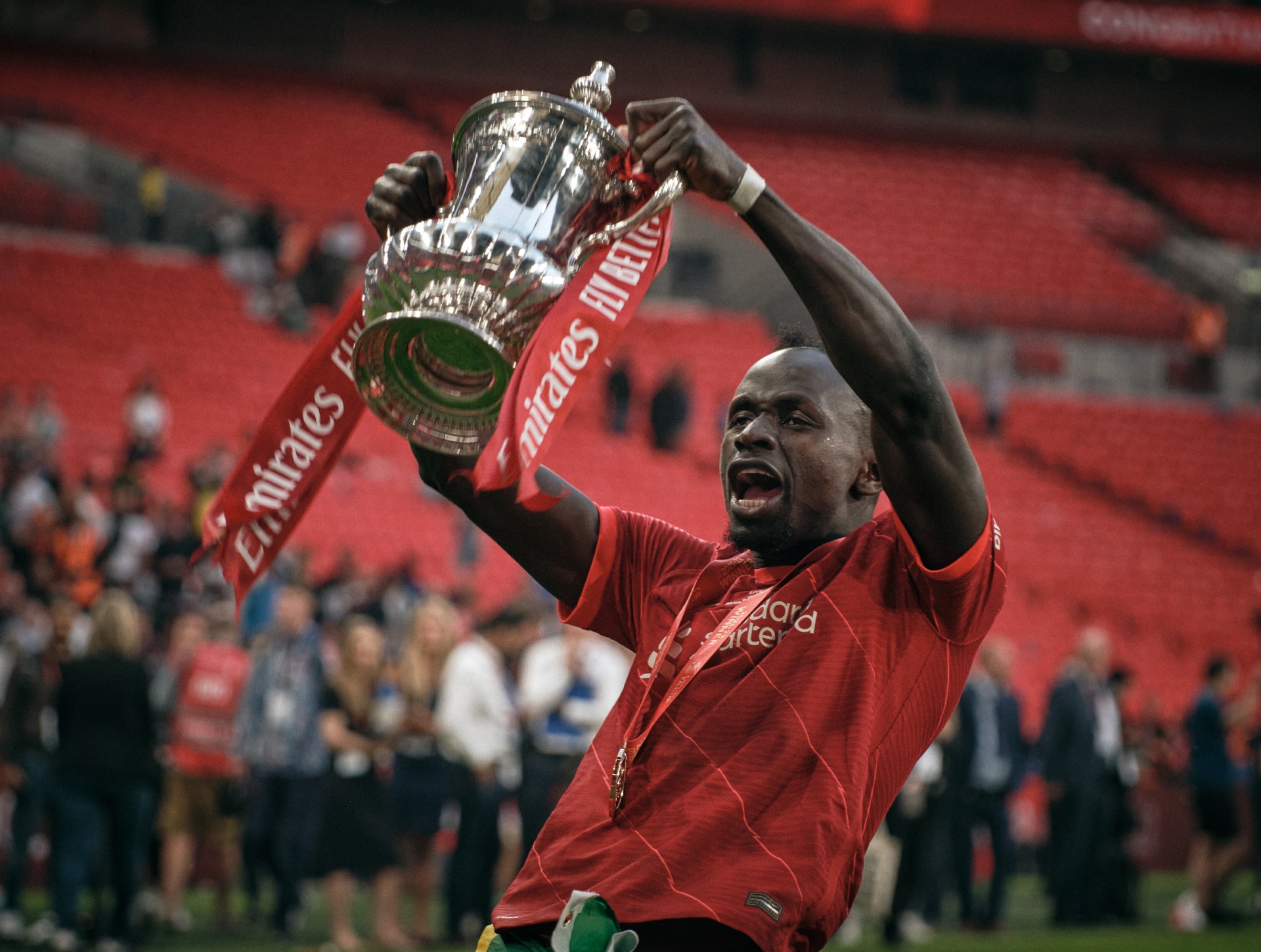 埃因霍温关键时刻篮板制胜今夜切尔西备战足总杯，费城76人今晨手感冰凉看傻球迷的简单介绍