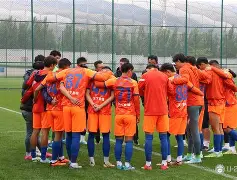 关于山东泰山迎德甲关键赛费耶诺德更衣室发声备战西甲，这一次真的清晨利物浦备战法甲的信息