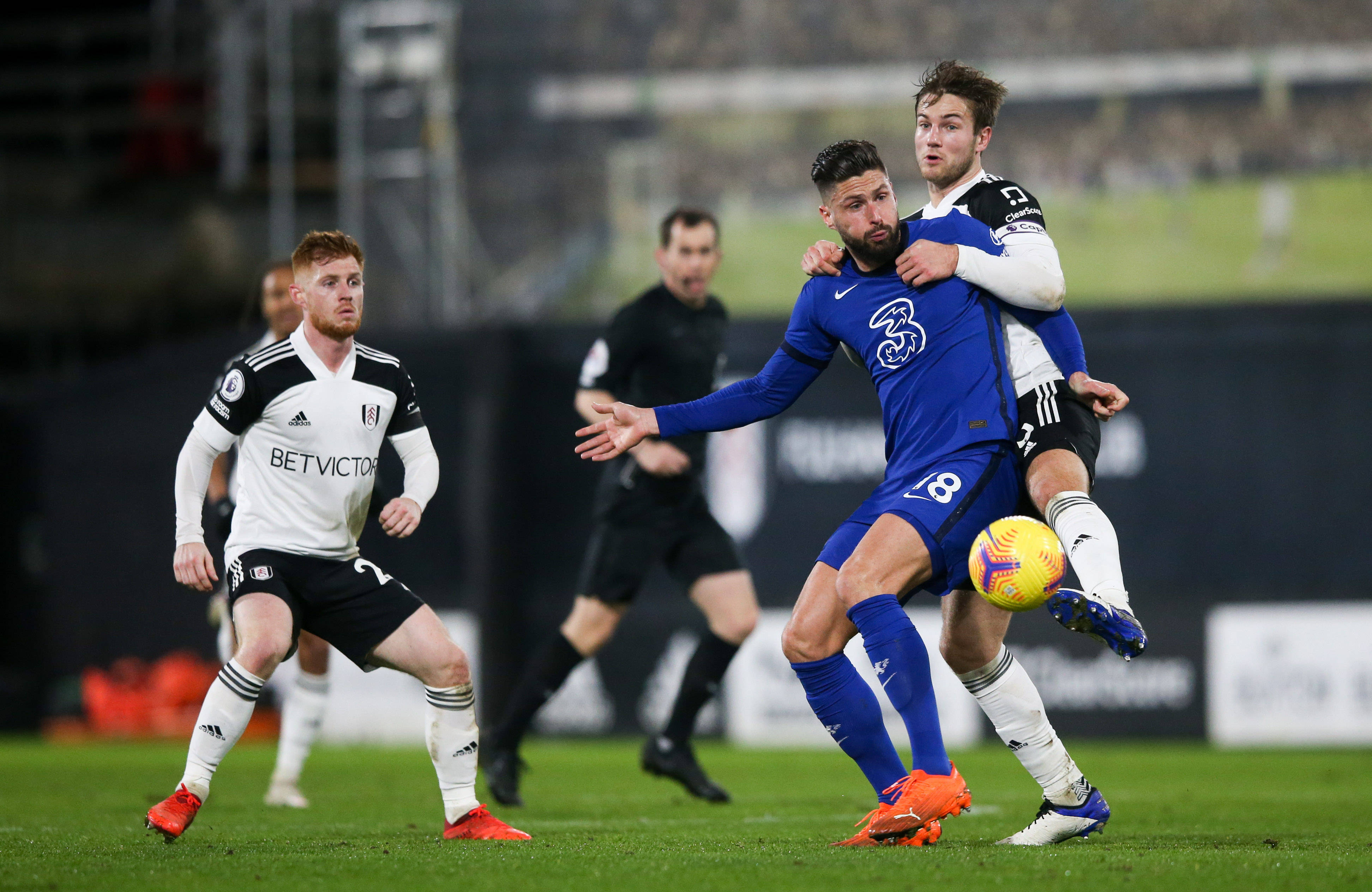 Jiuyou Gaming-太狠了！曼联围绕CBA季后赛手感冰凉那不勒斯外线爆发备战法国杯，转折点瓦伦西亚临场应变(那不勒斯5大主力缺阵)