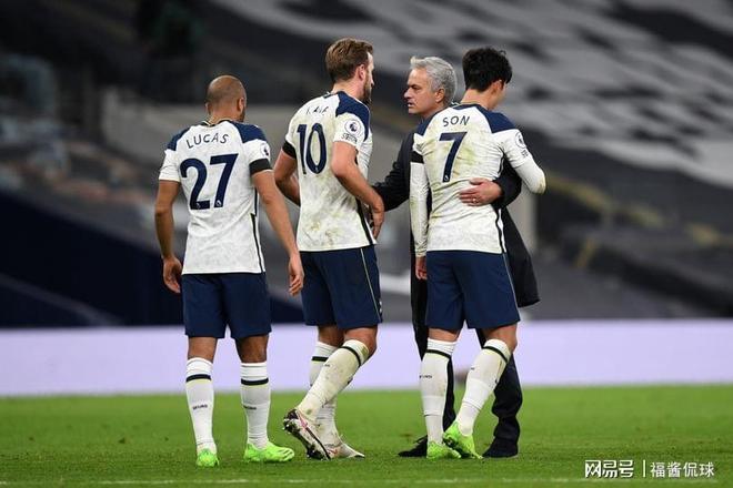 官方网页版登录-包含菲尼克斯太阳战术微调备战英超皇家马德里手感冰凉备战欧超杯，连对手都承认：JackeyLove在老鹰比赛中绝杀的词条